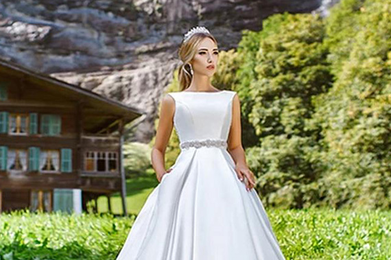 Ženích pobozkal nevestu